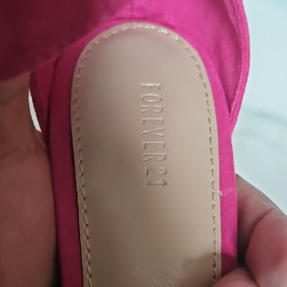 Elegant Pink Suede Women's Heels - Picture 2 of 16